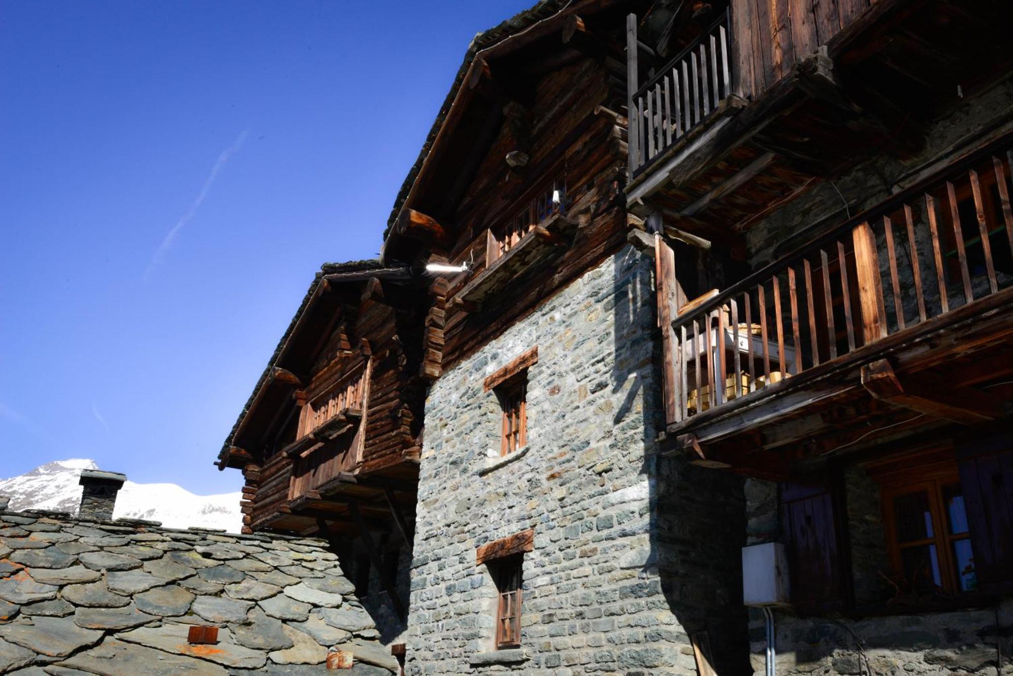 Rifugio Vieux Crest Hotel Champoluc Kültér fotó